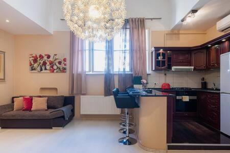 Charming Flat In The Center Apartment Budapest Luaran gambar