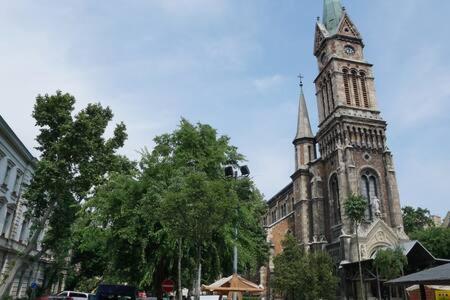Charming Flat In The Center Apartment Budapest Luaran gambar