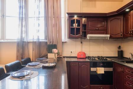 Charming Flat In The Center Apartment Budapest Luaran gambar
